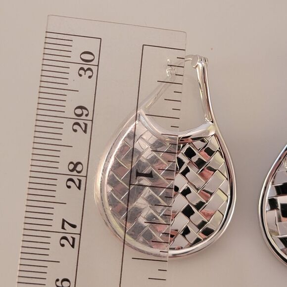 ELLE Sterling Silver Modern Weave Closed Hoop Earrings NWOT - Picture 8 of 8